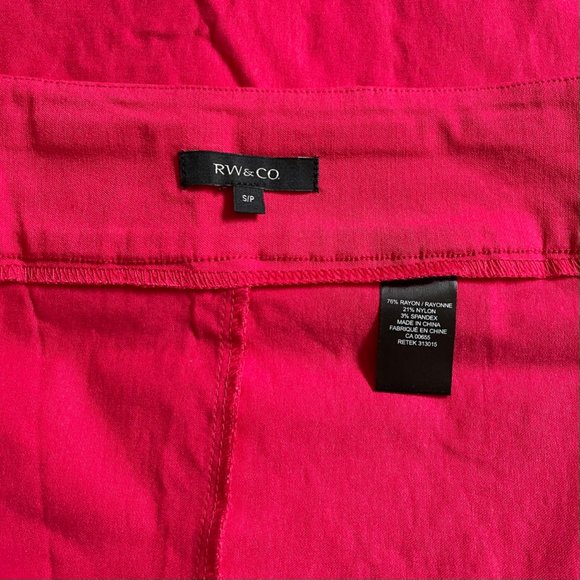 RW&CO. Stretch Pencil Skirt - Picture 3 of 3